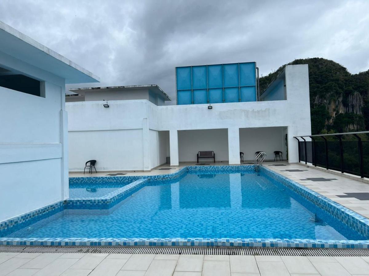 Hassma Studio Apartment At Kompleks Mutiara Gm Gua Musang Exterior photo