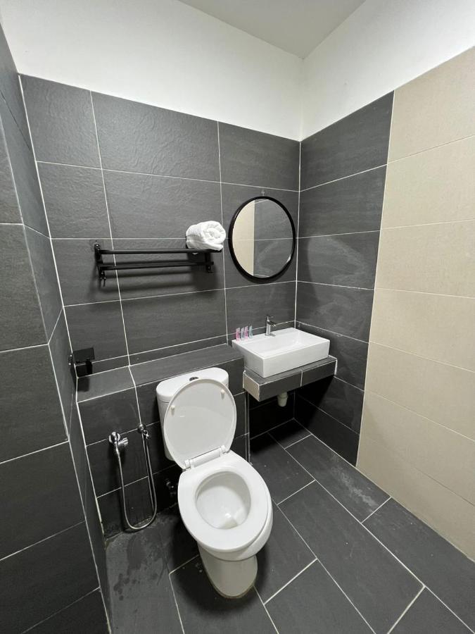Hassma Studio Apartment At Kompleks Mutiara Gm Gua Musang Exterior photo